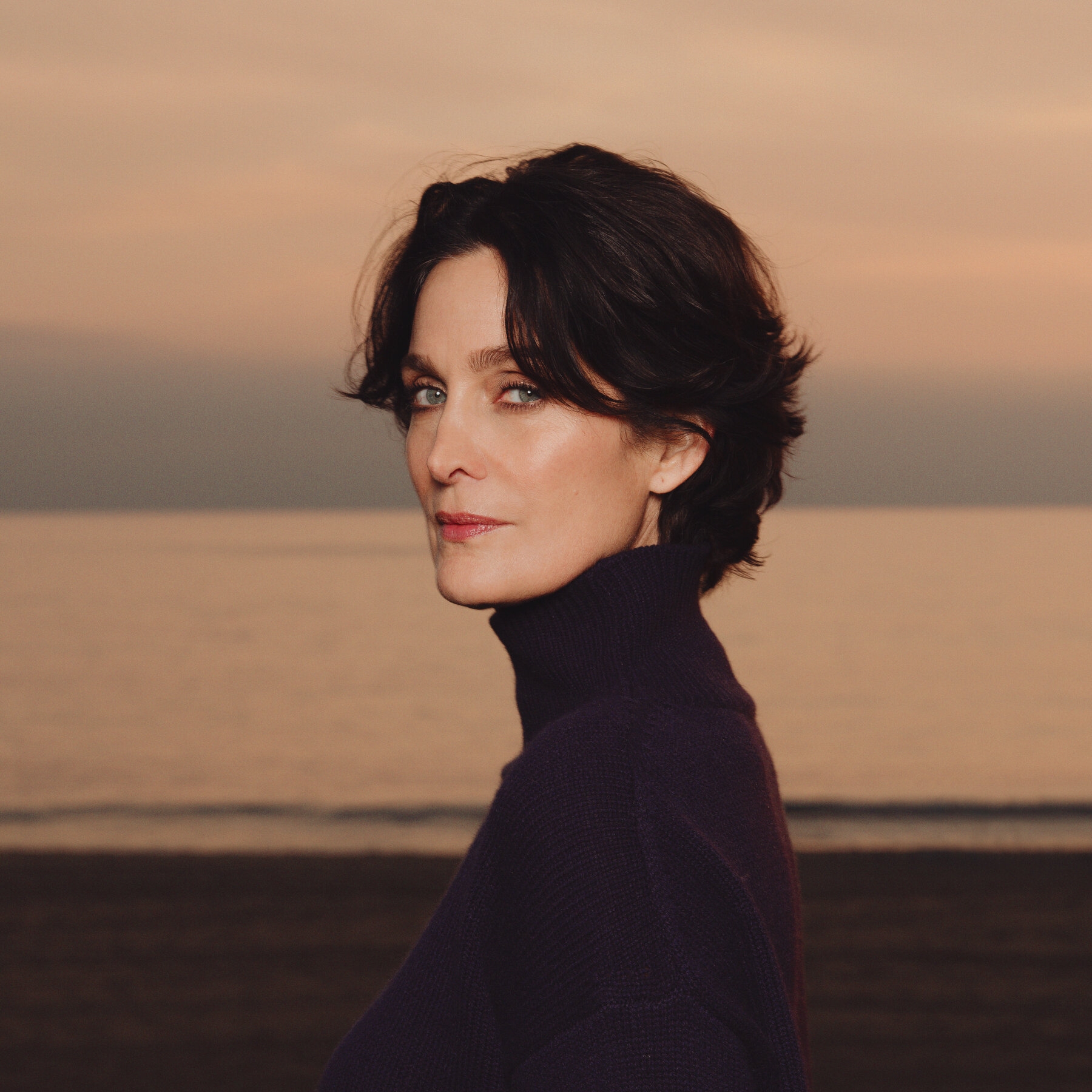 Carrie Anne Moss Resurrects Her Matrix Action Hero Role The New York Times Carrie Anne Moss Resurrects Her Matrix Action Hero Role The New York Times