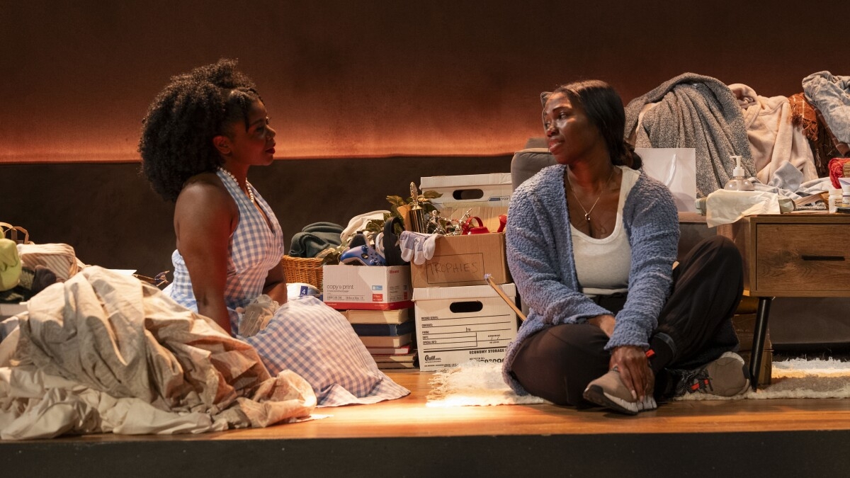 Review Shattered Globe s Morning Noon And Night Packs In COVID 19 Lessons Chicago Sun Times Review Shattered Globe s Morning Noon And Night Packs In COVID 19 Lessons Chicago Sun Times