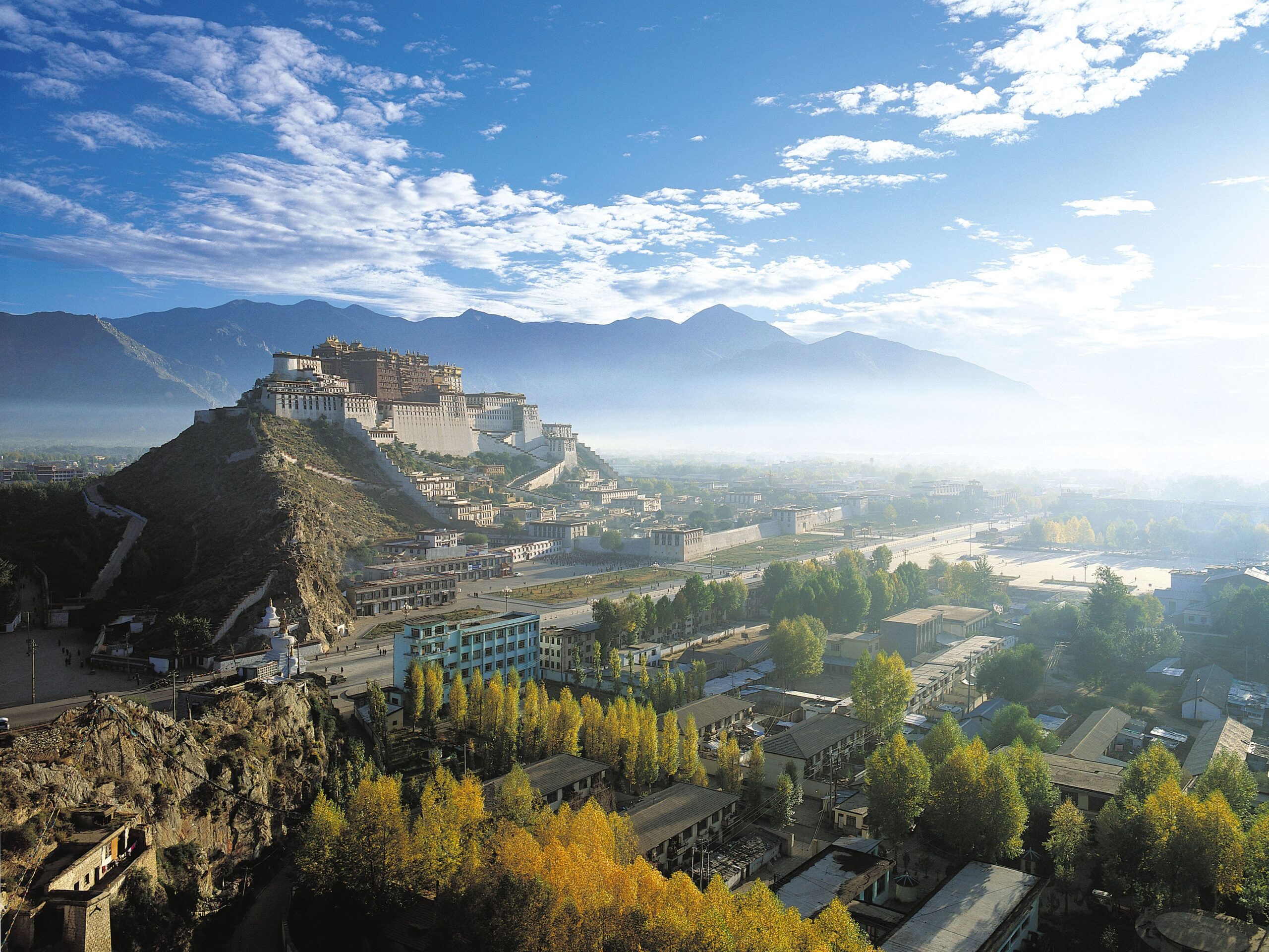 The Dalai Lama s Daring Plot To Trick The Chinese The New Yorker